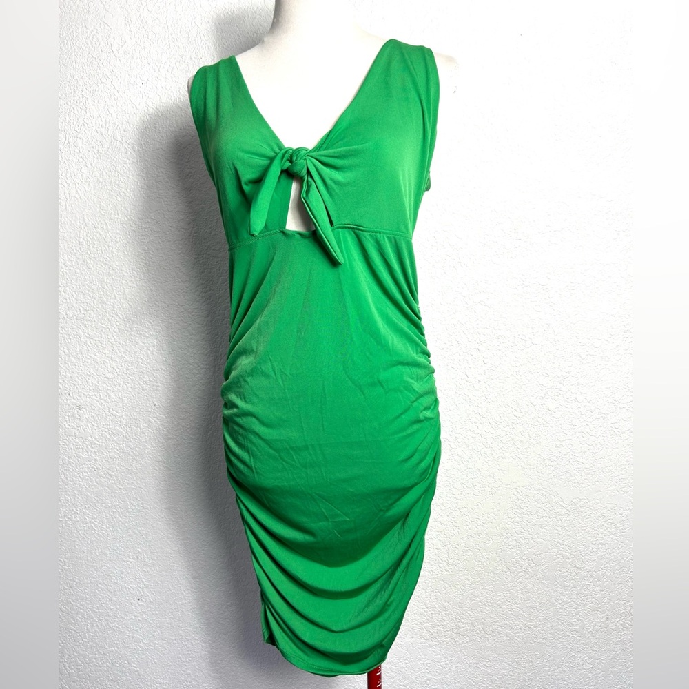 Venus 90s style green dress